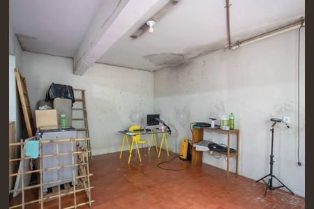 Casa à venda com 391m², 2 quartos e 2 vagas