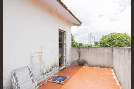 Casa à venda com 391m², 2 quartos e 2 vagas