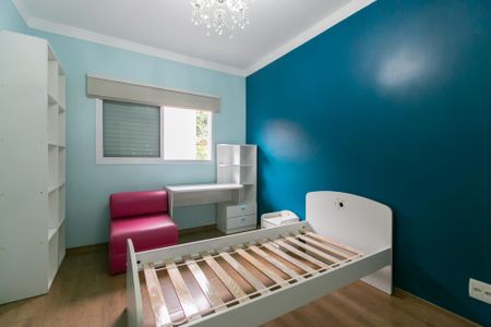 Casa à venda com 600m², 5 quartos e 4 vagas Casa à venda com 600m², 5 quartos e 4 vagasQuarto 2
