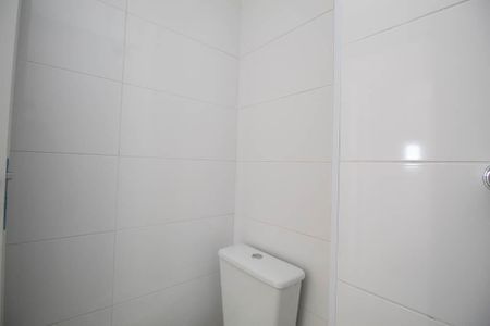 Apartamento à venda com 53m², 2 quartos e 1 vaga Apartamento à venda com 53m², 2 quartos e 1 vagaBanheiro Social
