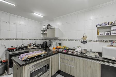 Casa à venda com 250m², 8 quartos e sem vaga Casa à venda com 250m², 8 quartos e sem vagaCozinha da casa 4