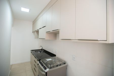 Apartamento para alugar com 65m², 2 quartos e 2 vagas Apartamento para alugar com 65m², 2 quartos e 2 vagasCozinha