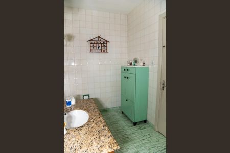 Casa à venda com 250m², 3 quartos e 1 vaga Casa à venda com 250m², 3 quartos e 1 vagaBanheiro