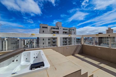 Apartamento à venda com 207m², 3 quartos e 2 vagas Apartamento à venda com 207m², 3 quartos e 2 vagasCobertura