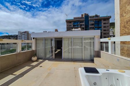 Apartamento à venda com 207m², 3 quartos e 2 vagas Apartamento à venda com 207m², 3 quartos e 2 vagasCobertura