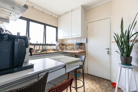 Apartamento à venda com 145m², 3 quartos e 2 vagas