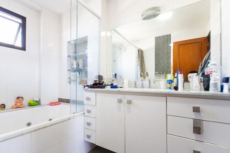 Apartamento à venda com 145m², 3 quartos e 2 vagas