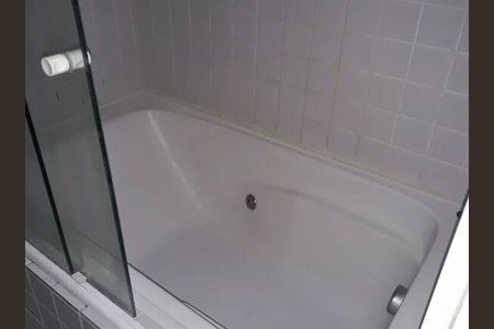 Apartamento à venda com 40m², 1 quarto e 1 vaga