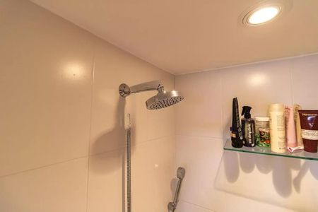 Apartamento à venda com 64m², 2 quartos e 1 vaga