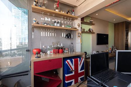 Apartamento à venda com 64m², 2 quartos e 1 vaga