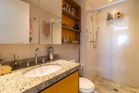 Apartamento à venda com 64m², 2 quartos e 1 vaga