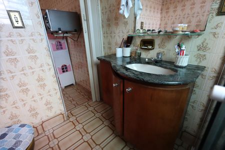 Casa à venda com 550m², 8 quartos e 4 vagasCasa 3 - Banheiro