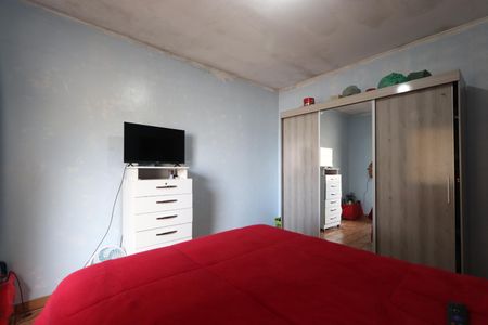 Casa à venda com 550m², 8 quartos e 4 vagasCasa 3 - Quarto 1