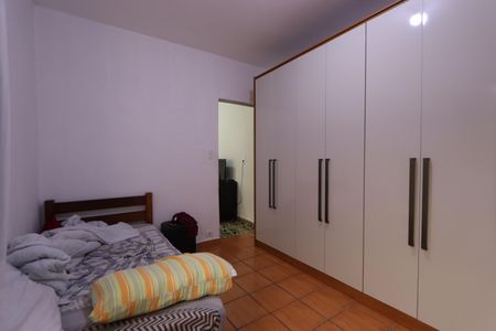 Casa à venda com 550m², 8 quartos e 4 vagasCasa 2 - Quarto