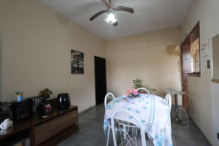 Casa à venda com 550m², 8 quartos e 4 vagasCasa 3 - Sala