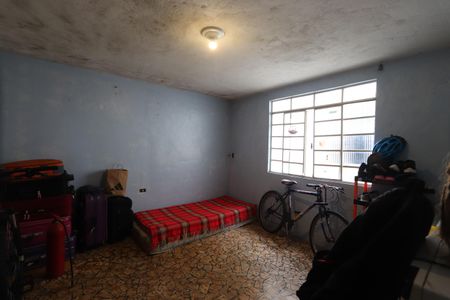 Casa à venda com 550m², 8 quartos e 4 vagasCasa 3 - Quarto 4