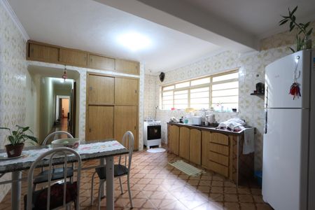 Casa à venda com 550m², 8 quartos e 4 vagasCasa 1 -  Cozinha