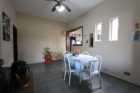 Casa à venda com 550m², 8 quartos e 4 vagasCasa 3 - Sala