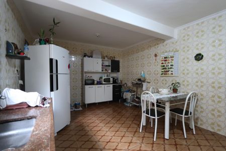 Casa à venda com 550m², 8 quartos e 4 vagasCasa 1 -  Cozinha
