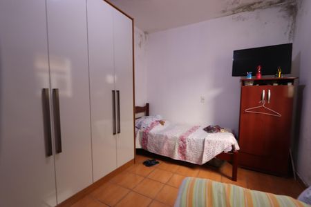 Casa à venda com 550m², 8 quartos e 4 vagasCasa 2 - Quarto