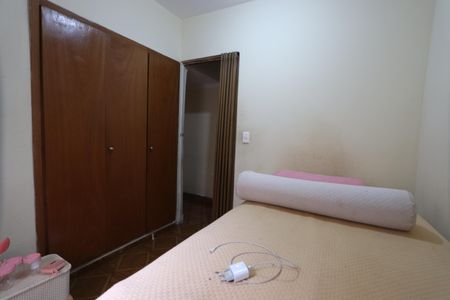 Casa à venda com 550m², 8 quartos e 4 vagasCasa 1 -  Quarto 2