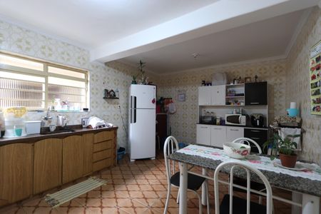 Casa à venda com 550m², 8 quartos e 4 vagasCasa 1 -  Cozinha