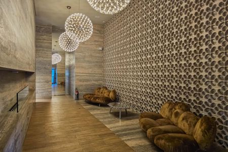 Apartamento à venda com 74m², 1 quarto e 2 vagas Apartamento à venda com 74m², 1 quarto e 2 vagasHall de entrada