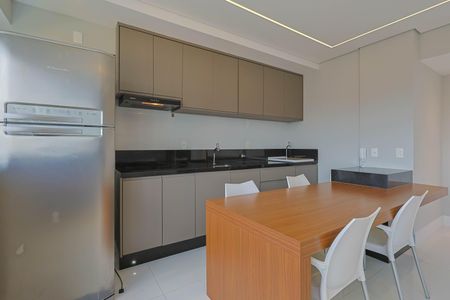 Apartamento à venda com 74m², 1 quarto e 2 vagas Apartamento à venda com 74m², 1 quarto e 2 vagasCozinha