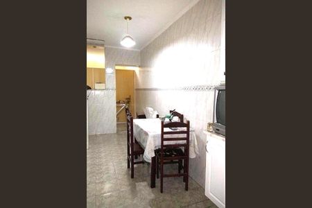 Casa à venda com 92m², 2 quartos e 1 vaga