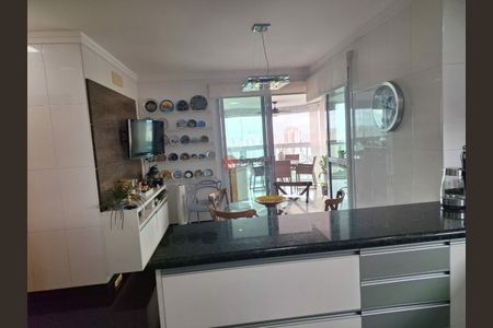 Apartamento à venda com 241m², 4 quartos e 6 vagas