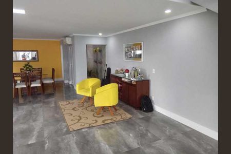 Casa de condomínio à venda com 243m², 3 quartos e 2 vagas