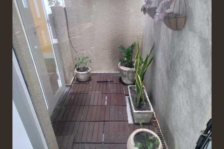 Casa de condomínio à venda com 243m², 3 quartos e 2 vagas