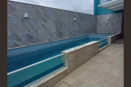 Casa de condomínio à venda com 243m², 3 quartos e 2 vagas