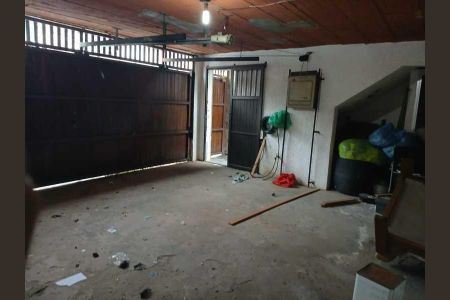 Casa à venda com 103m², 3 quartos e 2 vagas