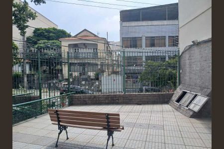 Casa à venda com 103m², 3 quartos e 2 vagas