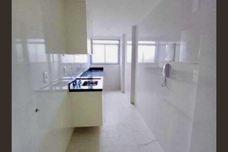 Apartamento à venda com 71m², 2 quartos e 1 vaga