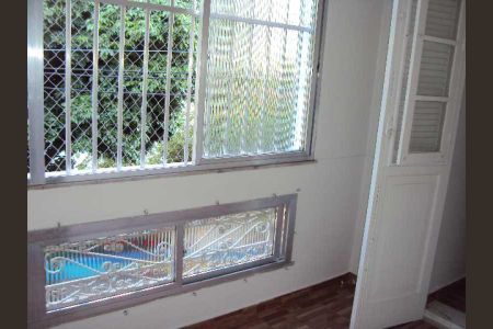 Apartamento à venda com 93m², 2 quartos e 1 vaga