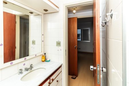 Apartamento à venda com 76m², 3 quartos e 2 vagas Apartamento à venda com 76m², 3 quartos e 2 vagasBanheiro