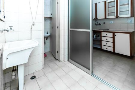 Apartamento à venda com 76m², 3 quartos e 2 vagas Apartamento à venda com 76m², 3 quartos e 2 vagasÁrea de Serviço