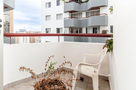 Apartamento à venda com 76m², 3 quartos e 2 vagas Apartamento à venda com 76m², 3 quartos e 2 vagasVaranda da Sala