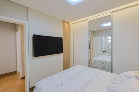 Apartamento à venda com 90m², 3 quartos e 2 vagasQuarto 3 - Suíte