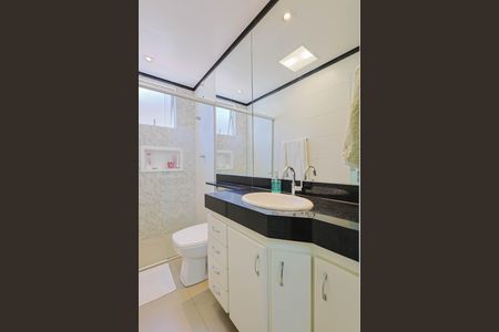 Apartamento à venda com 90m², 3 quartos e 2 vagasBanheiro da Suíte