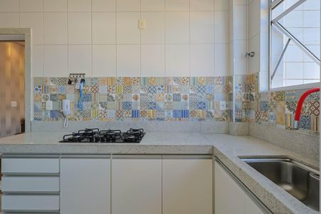 Apartamento à venda com 90m², 3 quartos e 2 vagasCozinha