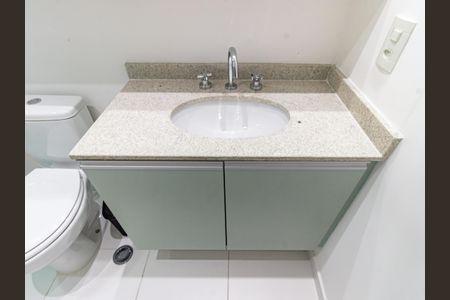 Apartamento à venda com 79m², 2 quartos e 1 vagaBanheiro da Suíte