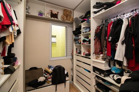 Casa à venda com 180m², 3 quartos e 5 vagasSuíte 3