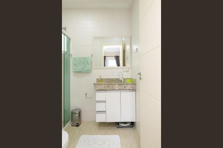 Casa à venda com 180m², 3 quartos e 5 vagasBanheiro da Suíte 1