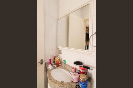 Casa à venda com 180m², 3 quartos e 5 vagasBanheiro da Suíte 2