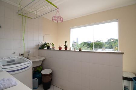 Casa à venda com 180m², 3 quartos e 5 vagasÁrea de Serviço