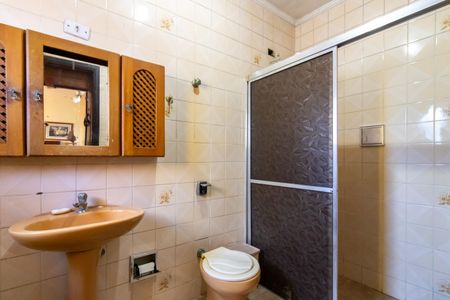 Casa à venda com 155m², 3 quartos e 3 vagasBanheiro da Suíte