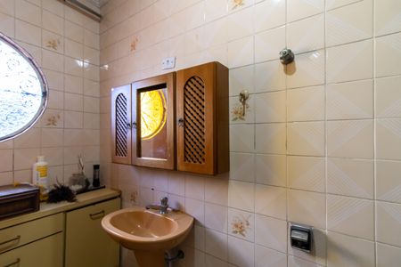 Casa à venda com 155m², 3 quartos e 3 vagasBanheiro da Suíte